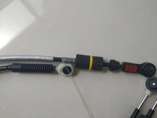 4M5R7E395PD 1520845 Ford Focus II 2004-2011 için Değiştirici AT Seçicisi Kablo Transmisiyon Düğmesi Değiştirme Bağlantısı